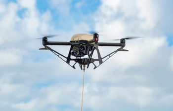 Dron na uwięzi Hoverfly Sentry